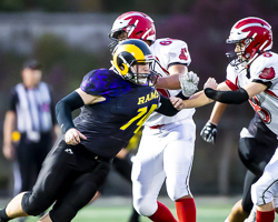 Mt-Doug-Rams-John-Barsby-Bulldogs-Goudy-Field-Langford-High-School-Football-Allsportmedia-ISN-Independent-Sports-News-Island-Sports-News