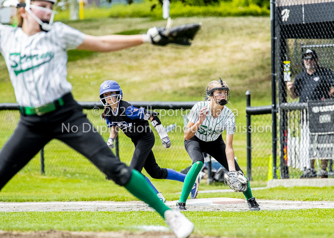 ISN Hampton Little League Softball Canadian Championships Allsportmedia Photofraphy